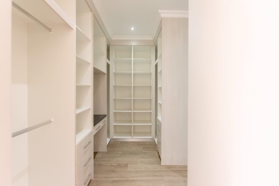 4 Bedroom Property for Sale in Myburgh Park Western Cape